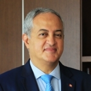 Nouveaux ministres : Sihem Boughdiri succède à Ali Kooli aux Finances et Nizar Ben Néji à Fadhel Kraiem aux Tics