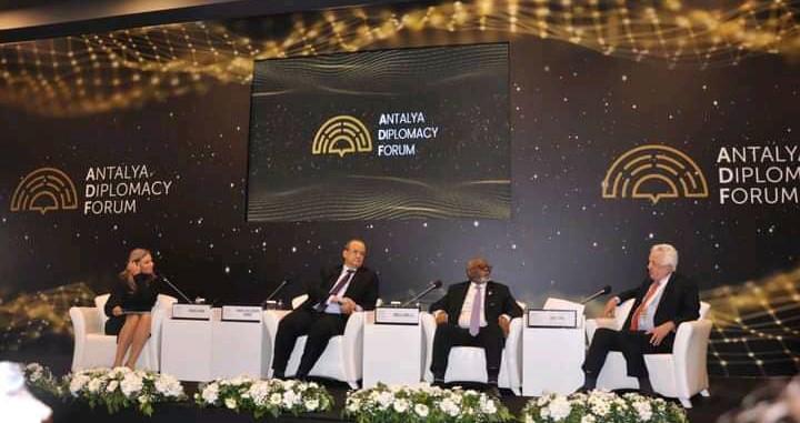 Forum diplomatique d'Antalya