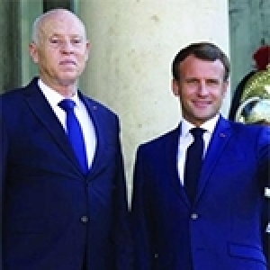 Macron à Saïed : préoccupation face à l’ampleur des défis institutionnels, économiques et sociaux auxquels la Tunisie est confrontée 