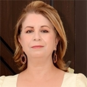 Le parcours de Najet Brahmi, directrice de la Chaire ALECSO pour l