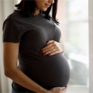 Libre accès des femmes aux soins d’obstétrique et d’accouchement: l’appel de la société civile à l’abrogation de la circulaire de 2000