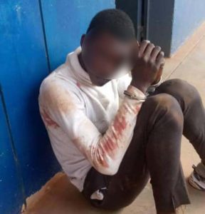 Un élève poignarde son principal à Nkolbisson