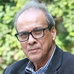 Hatem M’rad: De la sous-autorité de la transition à la sur-autorité de l’état d’exception