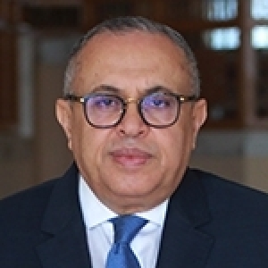 L’édito de  Taoufik Habaieb: Kaïs Saïed doit changer