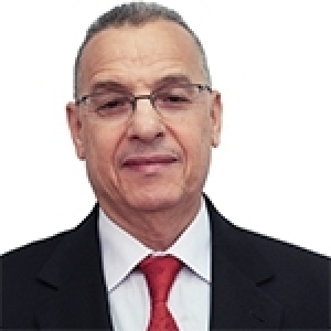 Hédi Larbi: Une stratégie de modernisation du système éducatif en Tunisie