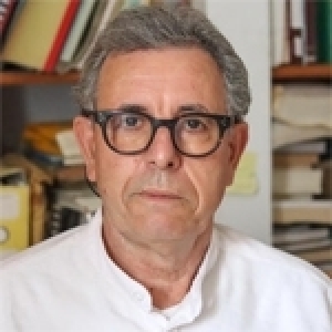 Mhamed Slaheddine Chérif, Hammadi Redissi, Jocelyne Dakhlia et Olga Lizzini, lauréats de Prix du Forum Insaniyyat 