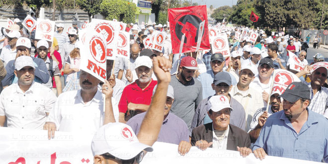 Droit de grève: le gouvernement demeure ouvert aux syndicats 