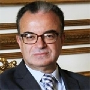 Dernier adieu à Slim Chaker : Retour sur les moments forts d’une émouvante journée (photos)