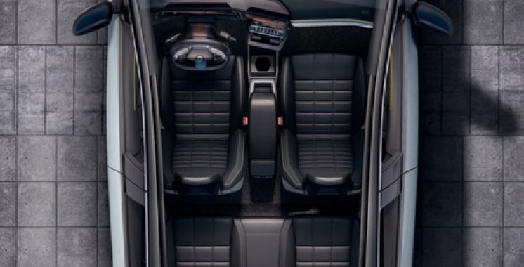 renault-megane-e-tech-electric-018-1