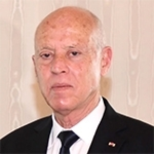 Kais Saïed « découvre » le Palais de la Kasbah : une longue déambulation jusqu’à l’avenue Mohamed V