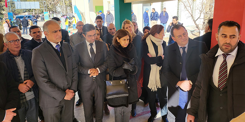 Ifrane-Education secondaire: Puneet Talwar se rend au lycée Dayet Aoua