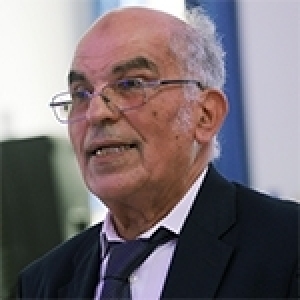 Aïssa Baccouche: Tout ce qui est excessif est insignifiant