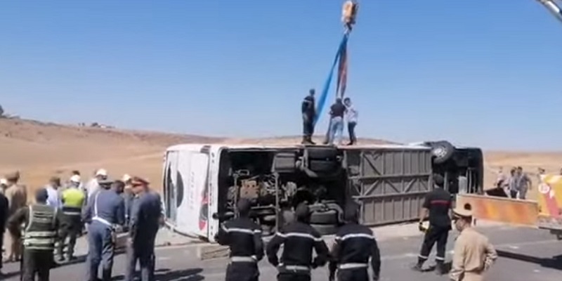 Rehamna: un mort et 22 blessés suite au renversement d'un autocar