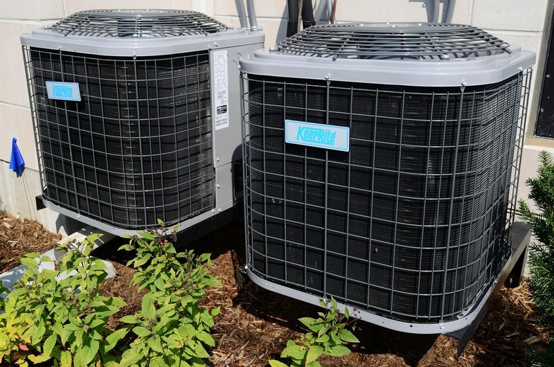 Installation d&rsquo;une thermopompe à Laval, ce qui vous attend