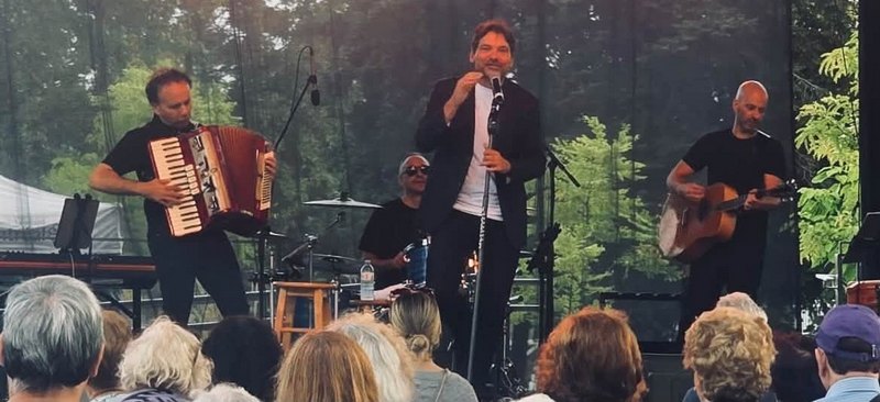 Succès retentissant pour la Fête des citoyens et le 140e anniversaire de Saint-Léonard au parc Wilfrid-Bastien Succès retentissant pour la Fête des citoyens et le 140e anniversaire de Saint-Léonard au parc Wilfrid-Bastien